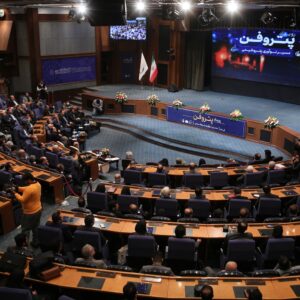 حضور مهندسین مشاور نوآوران هم اندیش در همایش پتروفن